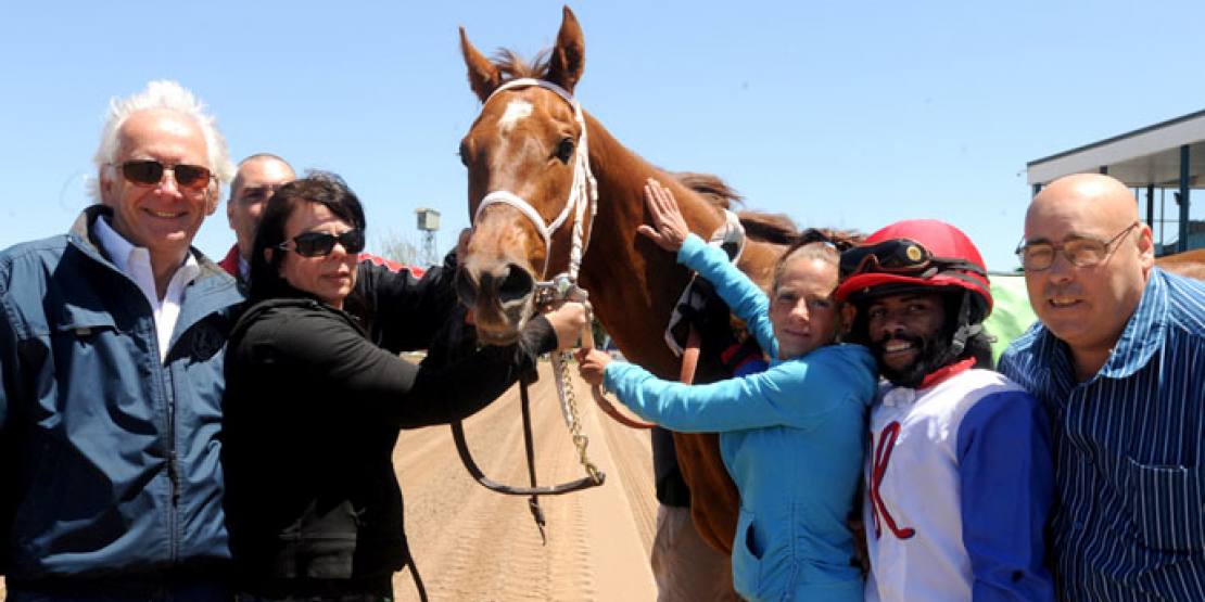 Fort Erie Race Track IS Alive and Kicking